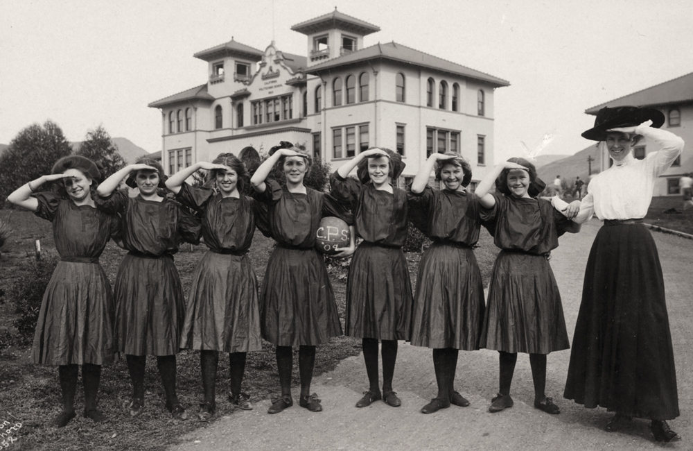 1909 Womens Basketball