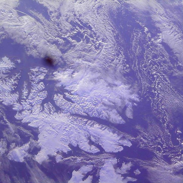 A high resolution image of Earth from the MarCo cubesat