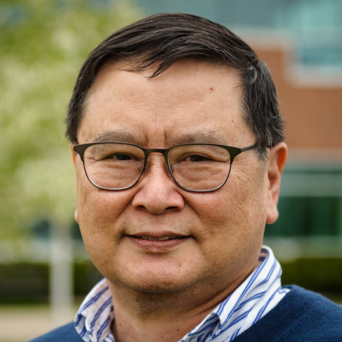 Headshot of Paul Tokunaga